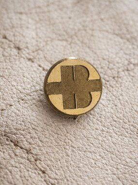 Letter "B" B Vintage Block Initial Monogram Logo Gold Lapel Pin